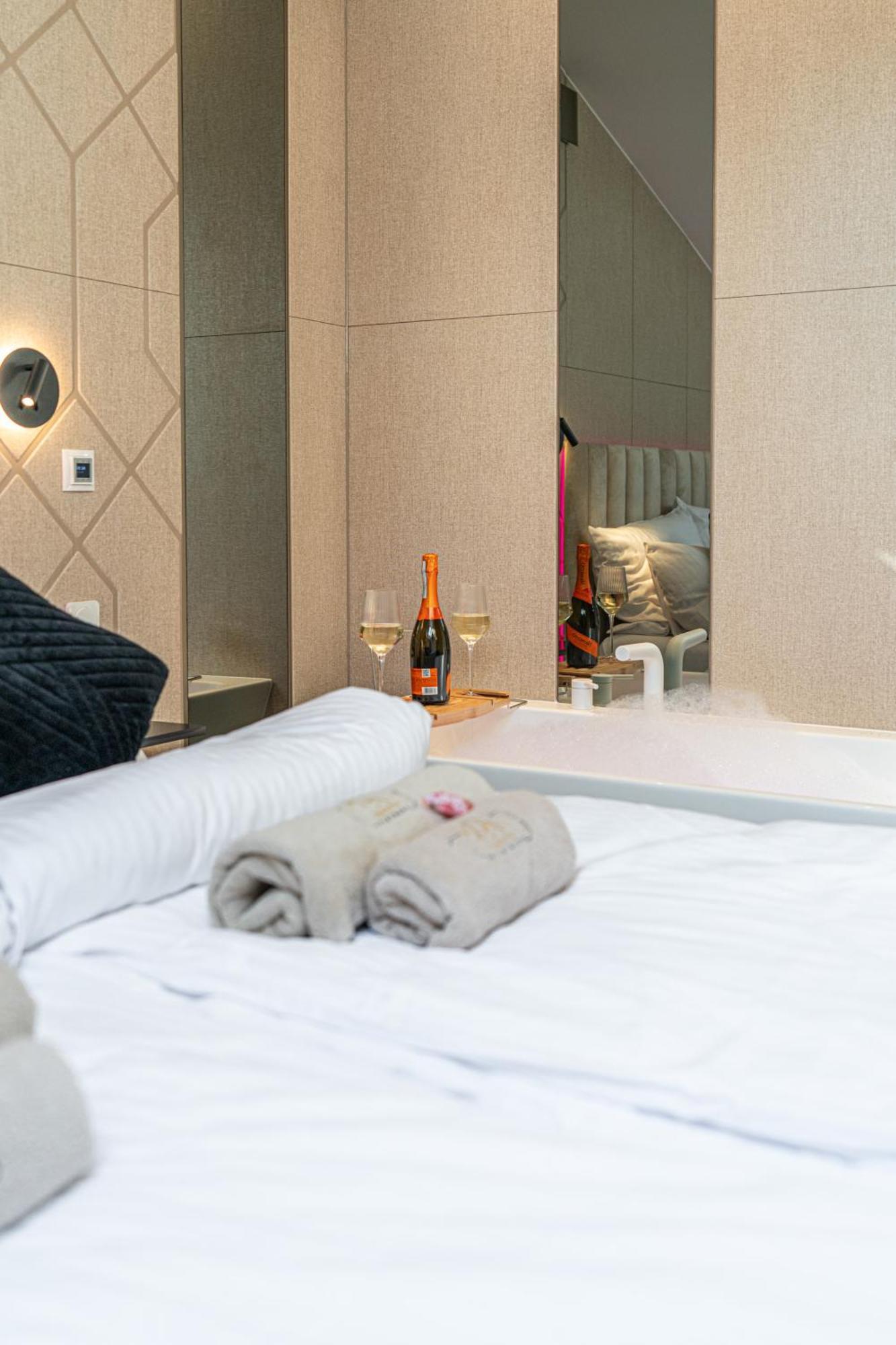 Dasto Jacuzzi Old Town Cracow *