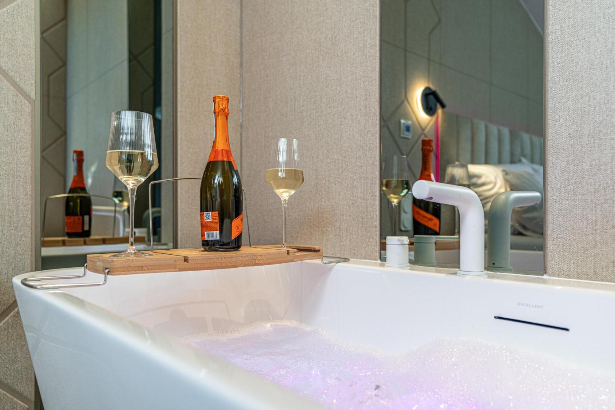 Dasto Jacuzzi Old Town Cracow Krakow