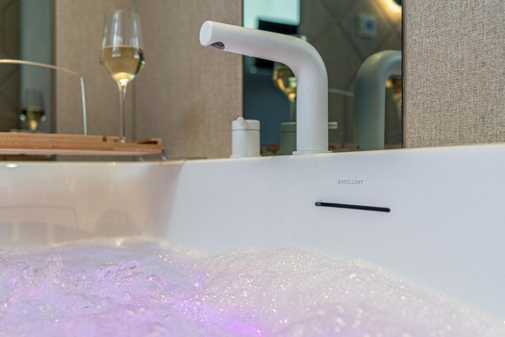 Apartment Dasto Jacuzzi Old Town Cracow *